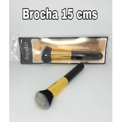 UNIVERSAL - Brocha 15 cms maquillaje