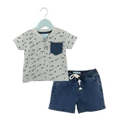 PUMUCKI - Conjunto de Short de Jeans y Polera Niño Gris