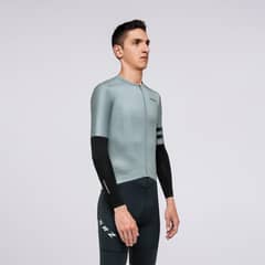 SUAREZ - Manguillas deportivas UV arm sleeves Negro