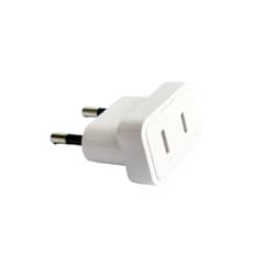 REMA - Adaptador Pata Plana 2P Blanco