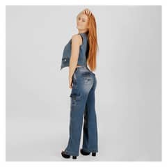 ONE WORLD - JEANS CARGO GRIS LEVANTA COLA TIRO ALTO JENNIFER