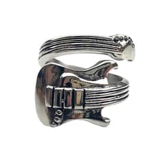 LIVE LOVE ROCK ON - Anillo Aleacion Acero Guitarra Tallada
