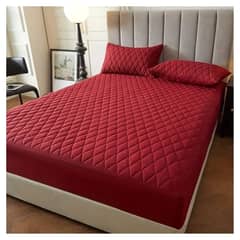 UNIVERSAL - Cubre colchón impermeable 2.5 plazas Burdeo
