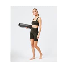 LOUNGE - Short Deportivo Animal Print Active Mujer