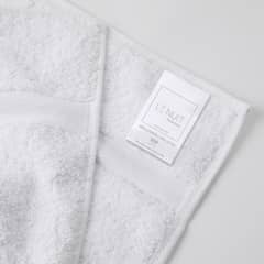 LE NUIT - Toalla de Baño 550 grs/mt2 100% Algodón Essentials Blanca