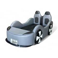 GENERICO - CAMA EN FORMA DE AUTO