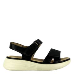 TAKONES - Sandalia Josefa Negra