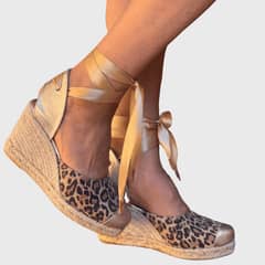 EXOTICA - Sandalia Flora Animal Print Dorado