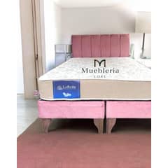 ALTERNATIVE - Cama Europea 2 Plazas + Respaldo Tubular Madera Rosado- felpa
