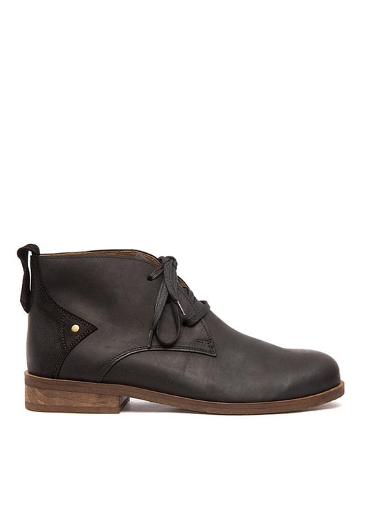 Botin Hombre De Cuero Escuti Negro C8.