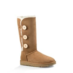 UGG - Bota Bailey Button Triplet II Mujer Café