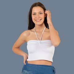 ME QUIERE MUCHO POQUITO NADA - Crop Top Blanco Strapless con Tiras Ajustables - MQM