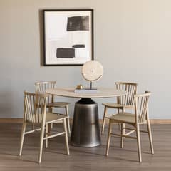 FORASTERO - Mesa De Comedor Voltaire