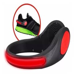 BIGBAMSPACE - Luz Led Para Zapatilla / Grupo Tornado / Volmark