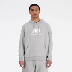NEW BALANCE - Polerón Hombre Sport Essentials Gris