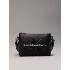 CALVIN KLEIN - Bandolera Sculpted Negro