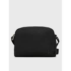 CALVIN KLEIN - Bandolera Ultralight Negro