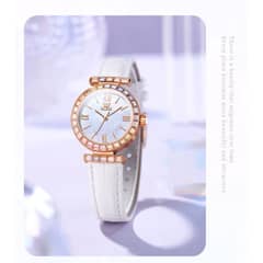 STARTECHOFFICE - Reloj de Mujer con Cristales Multicolor y Correa de Cuero Blanco