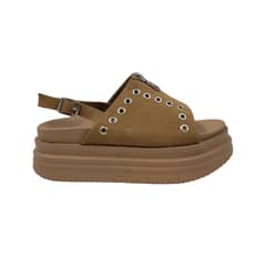 TUOTUO - Sandalia Camel Plataforma Tachas