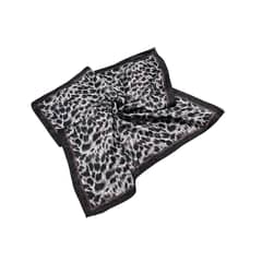 ETERNIUM - Pañuelo Satinado Mujer diseño Animal Prin color negro 50x50 cms