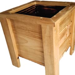 GENERICO - Macetero de madera fresado