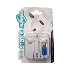 MALIK - Auriculares Estéreo USB-C - 120 cm - Diseño Moderno