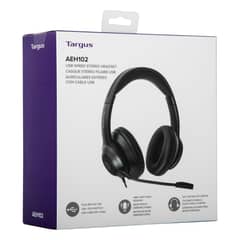 TARGUS - Audífonos Estéreo con Cable USB-A y Micrófono Giratorio