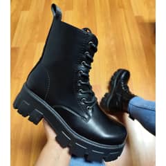 SNOOPY - Botin para Dama con Plataforma M377