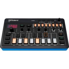 ROLAND - Aira Compact J-6 Chord Synthesizer