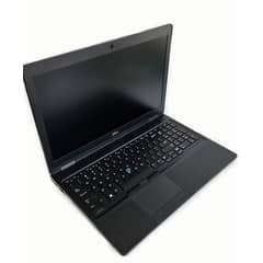 DELL - NOTEBOOK LATITUDE 5580 INTEL CORE I7-7820 20GB RAM/256GB SSD (REACONDICIONADO)