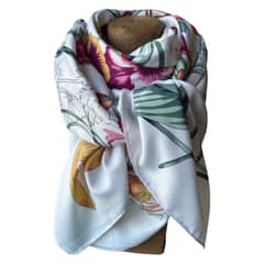 MAXO - Pañuelo de Seda de Sarga Mujer 130X130 LILIANA