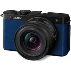 PANASONIC - Lumix DC-S9N Cámara Kit Con 18-40mm f45-63 Lente - Azul