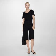 MANGO - Polera Cuello Pico Algodón Manga Corta Mujer