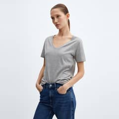 MANGO - Polera Cuello Pico Algodón Manga Corta Mujer