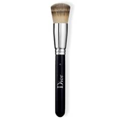 DIOR - Brocha para Base de Maquillaje Dior Backstage N°12