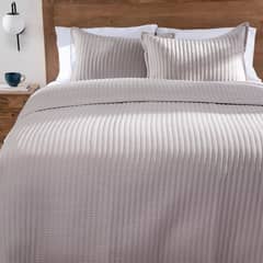 BASEMENT HOME - Cubrecama Rod