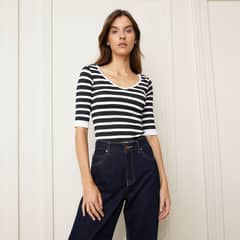 BASEMENT - Polera Manga Corta Mujer