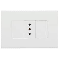 HALUX - Tomacorriente simple 10 A Blanco