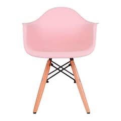 DE PIES A CABEZA - Silla Eame Rosado 56x36x31 cm